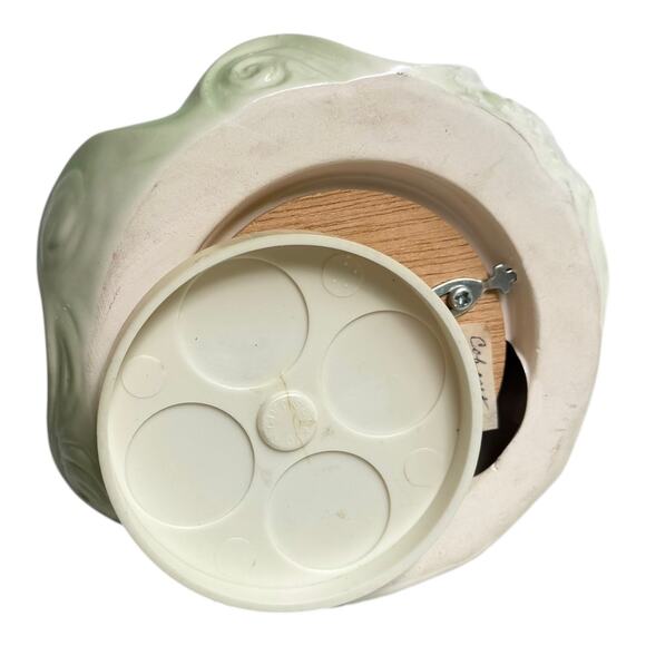 Joseph Originals MUSIC BOX FIGURINE October Plays Come To Cabaret Green Lady VTG - Picture 6 of 9